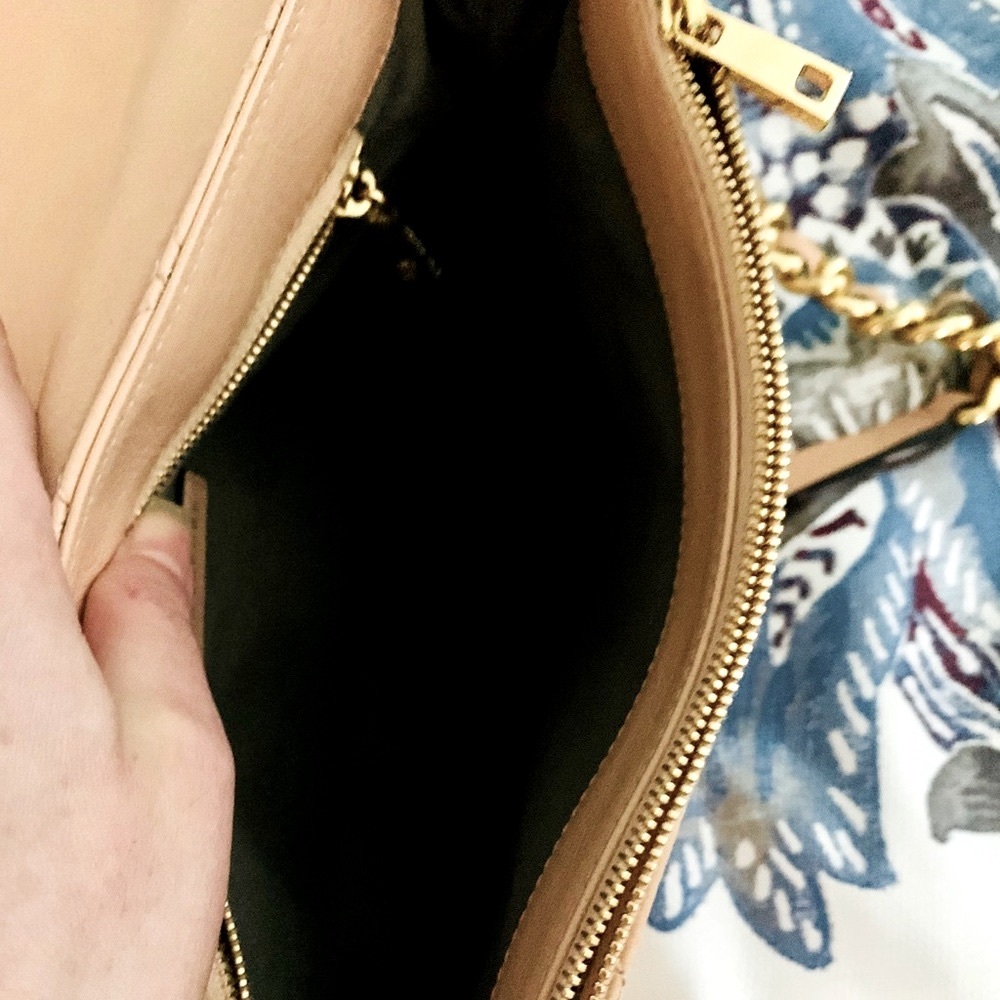 EUC- Marc Jacobs Quilted Bag - Picture 7 of 8